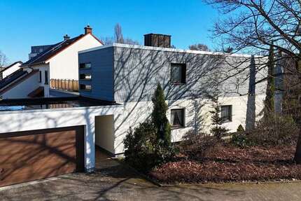 Haus Viernheim - 5 Zimmer, 198 m&sup2;, 1.950&euro; | Angebot:26365167