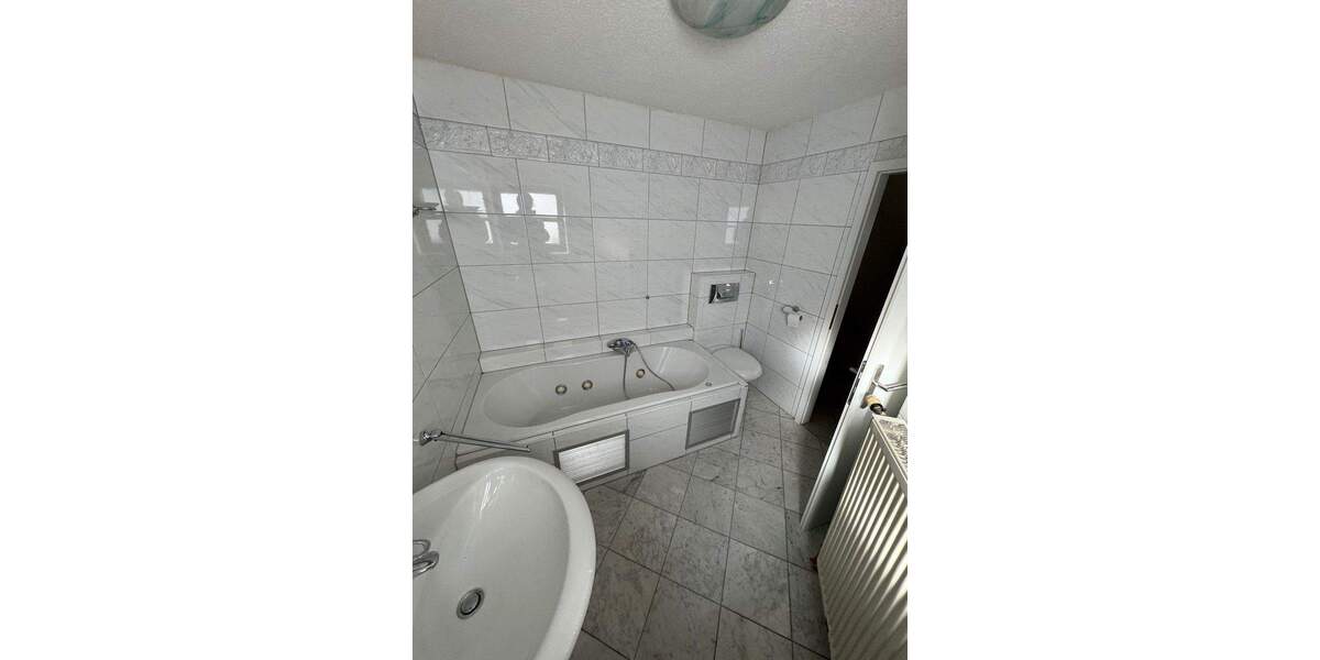 Reihenmittelhaus Ludwigshafen Ruchheim - 5 Zimmer, 125 m&sup2;, 1.500&euro; | Angebot:25822304