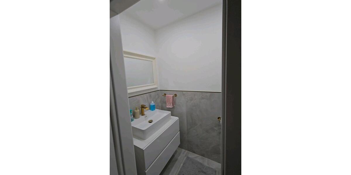 Etagenwohnung Wiesloch - 4.5 Zimmer, 100 m&sup2;, 2.000&euro; | Angebot:26386613