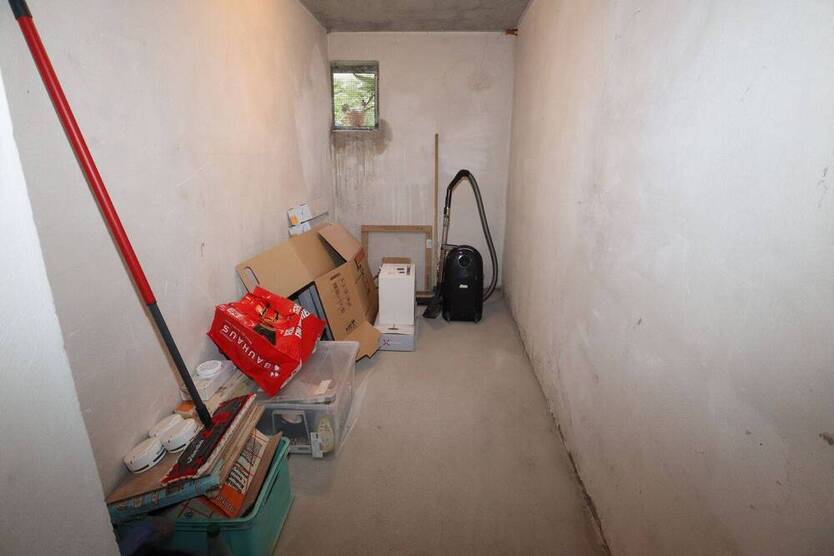 Erstbezug nach Sanierung sehr helle 2- Zimmerwohnung mit 2 Balkonen