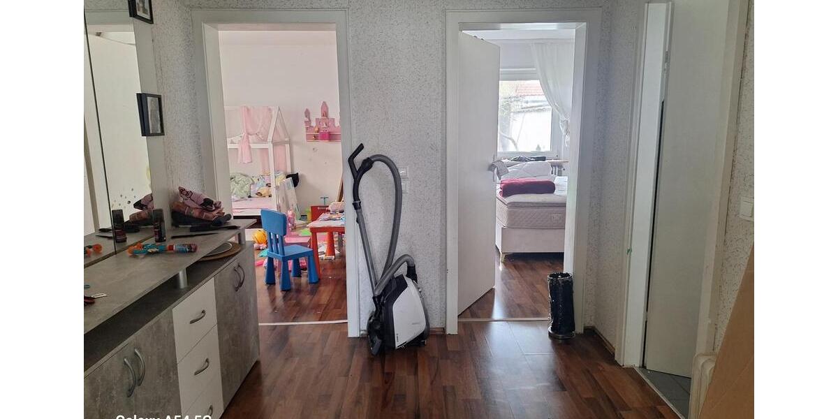 Erdgeschoßwohnung Lampertheim - 3 Zimmer, 78 m&sup2;, 850&euro; | Angebot:25722450