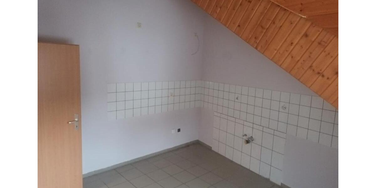 Etagenwohnung Weinheim - 2 Zimmer, 67 m&sup2;, 770&euro; | Angebot:26395521
