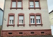 Leerstehendes 2-Familienhaus mit DG, Keller und Hof