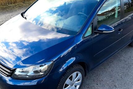 VW Touran 214.000 km 8.450 € Edingen-Neckarhausen 68535