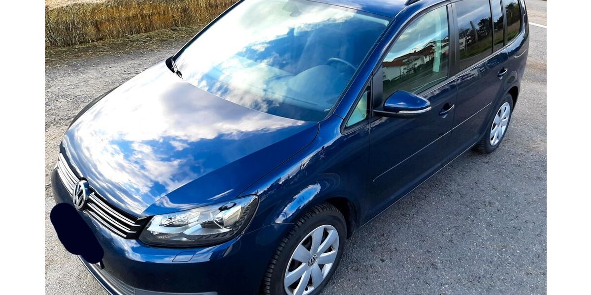 VW Touran 214.000 km 8.450 € Edingen-Neckarhausen 68535