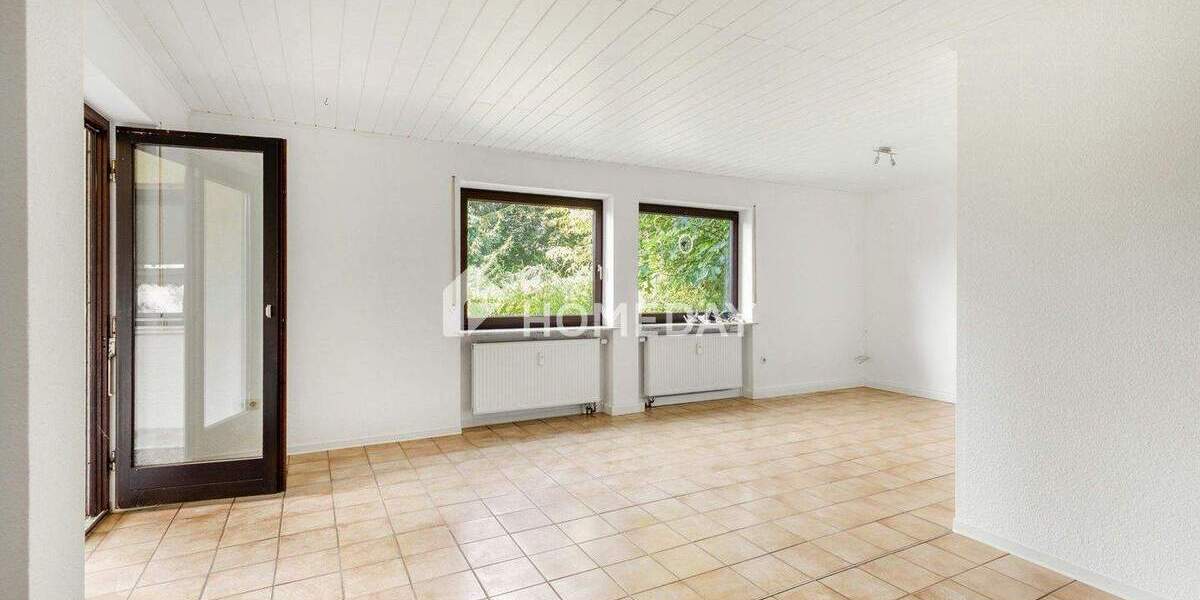 Viel Platz fürs Familienleben: EFH mit ELW & traumhaftem Gartenparadies im Ortsteil Dilsberg 1 zimmer