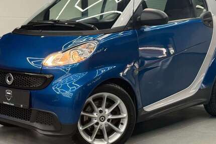 Smart forTwo 33.778 km 9.680 &euro; Sinsheim 74889