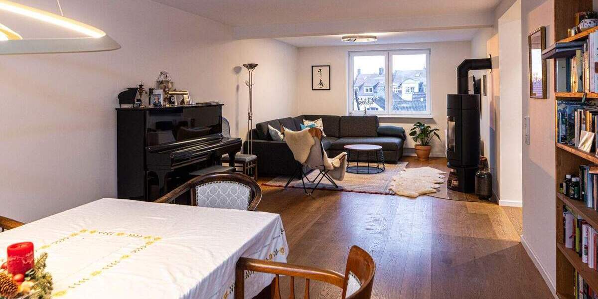 Handschuhsheim - kernsanierte Altbau-Maisonette mit Kamin, Terrasse und besonderem Grundriss 5 zimmer