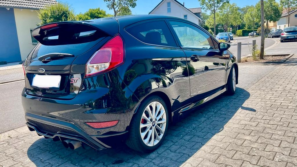 Ford Fiesta 233.000 km 5.299 &euro; Lampertheim 68623