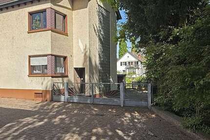 Haus Hockenheim - 7.5 Zimmer, 192 m&sup2;, 490.000&euro; | Angebot:26505765