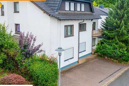 Haus zum Kaufen in Wiesloch Baiertal 899.000 € 351 m²