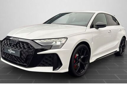 Audi RS3 2.490 km 64.980 &euro; Mannheim 68309