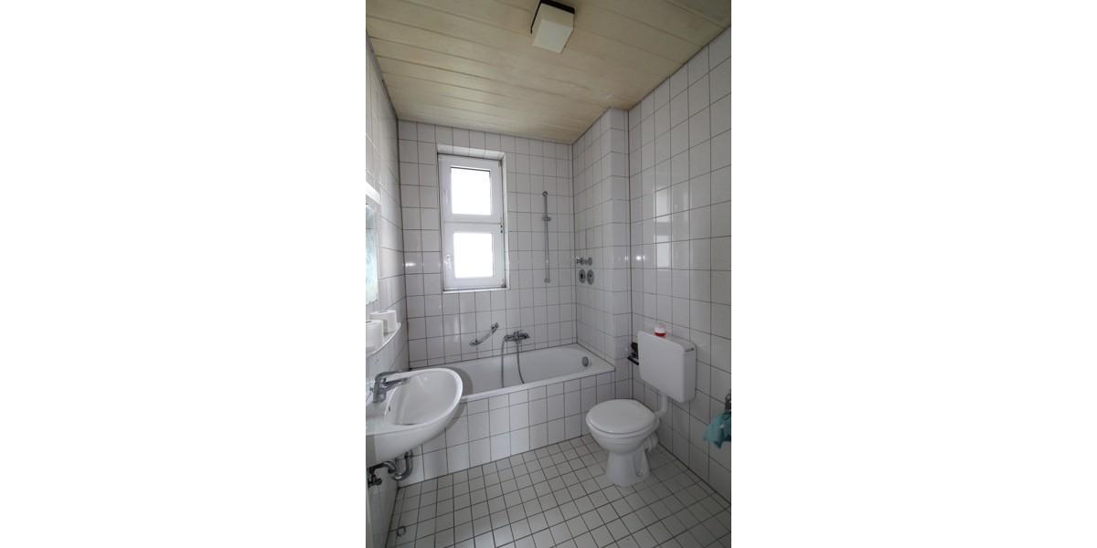 Etagenwohnung Mannheim Hochstätt - 3 Zimmer, 69 m&sup2;, 740&euro; | Angebot:26389378