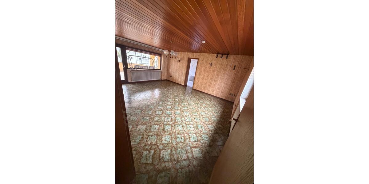 Mehrfamilienhaus, Wohnhaus Sinsheim - 8 Zimmer, 166 m&sup2;, 350.000&euro; | Angebot:27146210