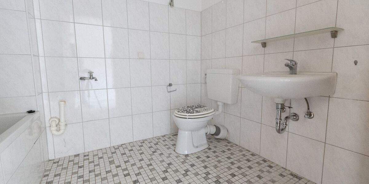 Etagenwohnung Schwetzingen - 3 Zimmer, 70 m&sup2;, 850&euro; | Angebot:25108294