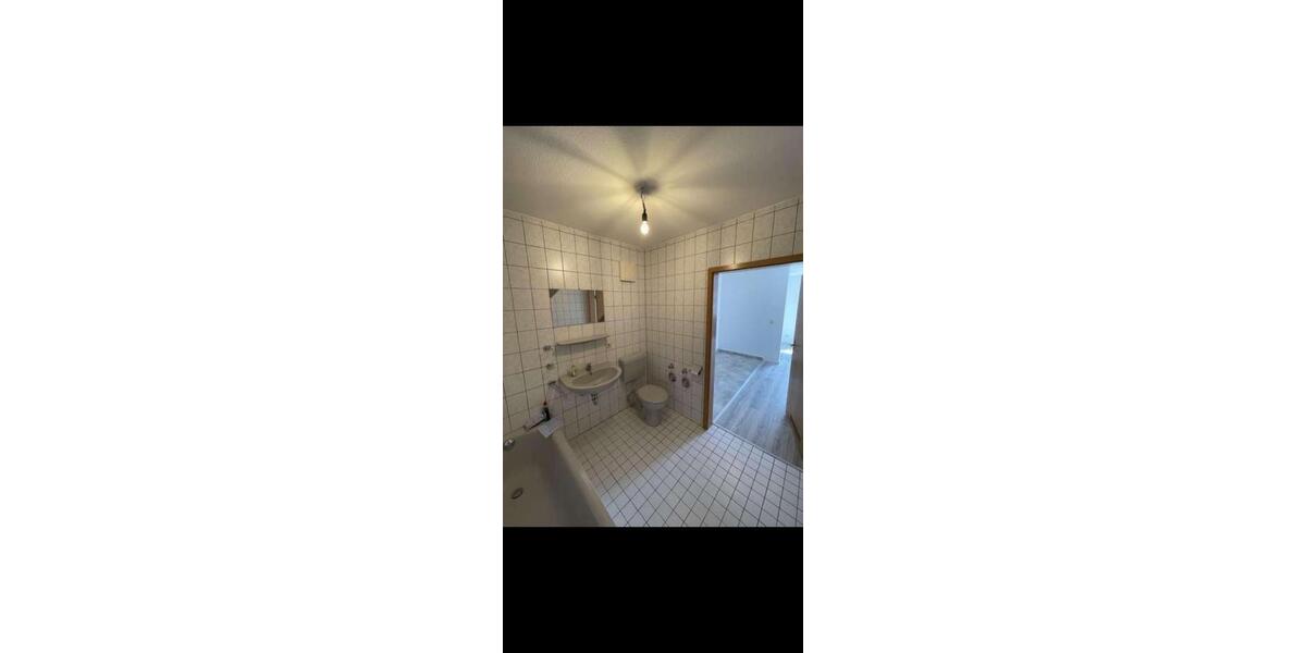 Etagenwohnung Ludwigshafen am Rhein Mundenheim - 2 Zimmer, 58 m&sup2;, 1.100&euro; | Angebot:26405792