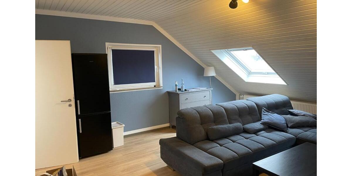 Dachgeschoßwohnung Mannheim Niederfeld - 3.5 Zimmer, 62 m&sup2;, 1.200&euro; | Angebot:25181070