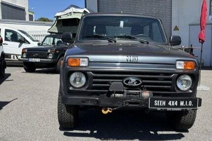 Lada Niva 17.860 km 17.400 &euro; Oberzent-Gammelsbach 64760