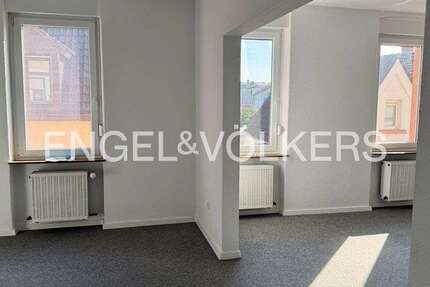 Wohnung Ludwigshafen am Rhein Ludwigshafen-Hemshof - 6 Zimmer, 170 m&sup2;, 319.000&euro; | Angebot:25414492