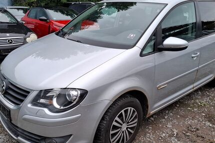 VW Touran 200.000 km 1.850 € Walldorf (bei Heidelberg) 69190