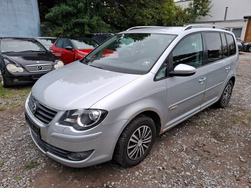 VW Touran 200.000 km 1.850 € Walldorf (bei Heidelberg) 69190