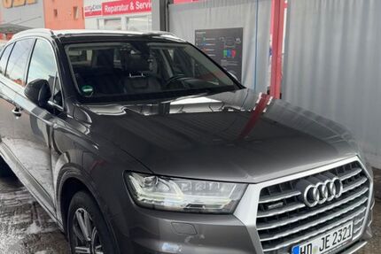 Audi Q7 144.500 km 29.990 &euro; Bruhl 68782