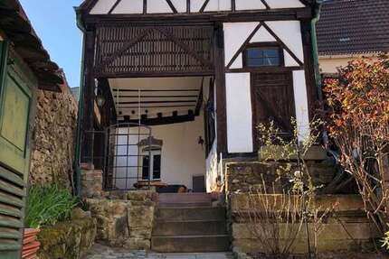 Haus Weinheim Innenstadt - 3 Zimmer, 100 m&sup2;, 1.500&euro; | Angebot:25677262
