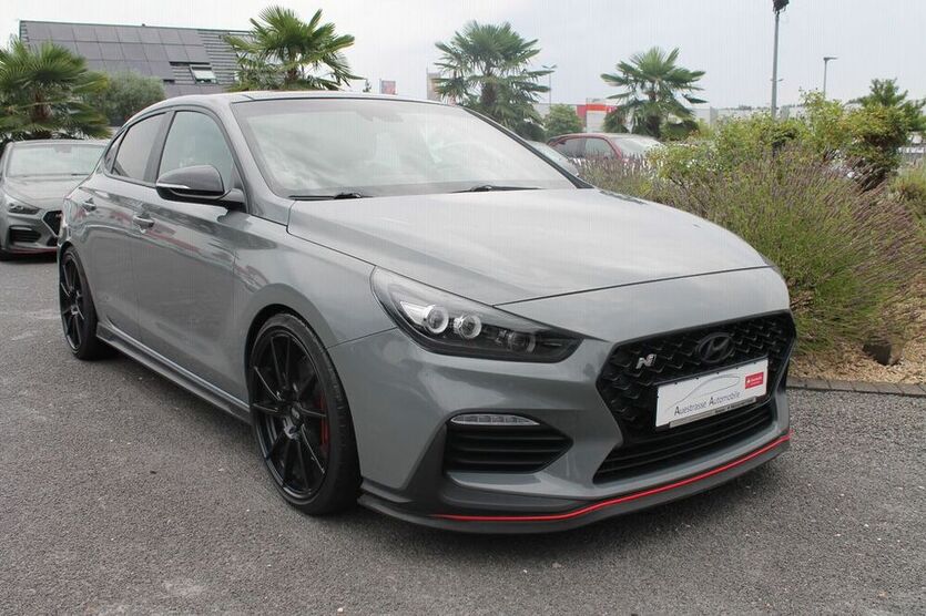 i30