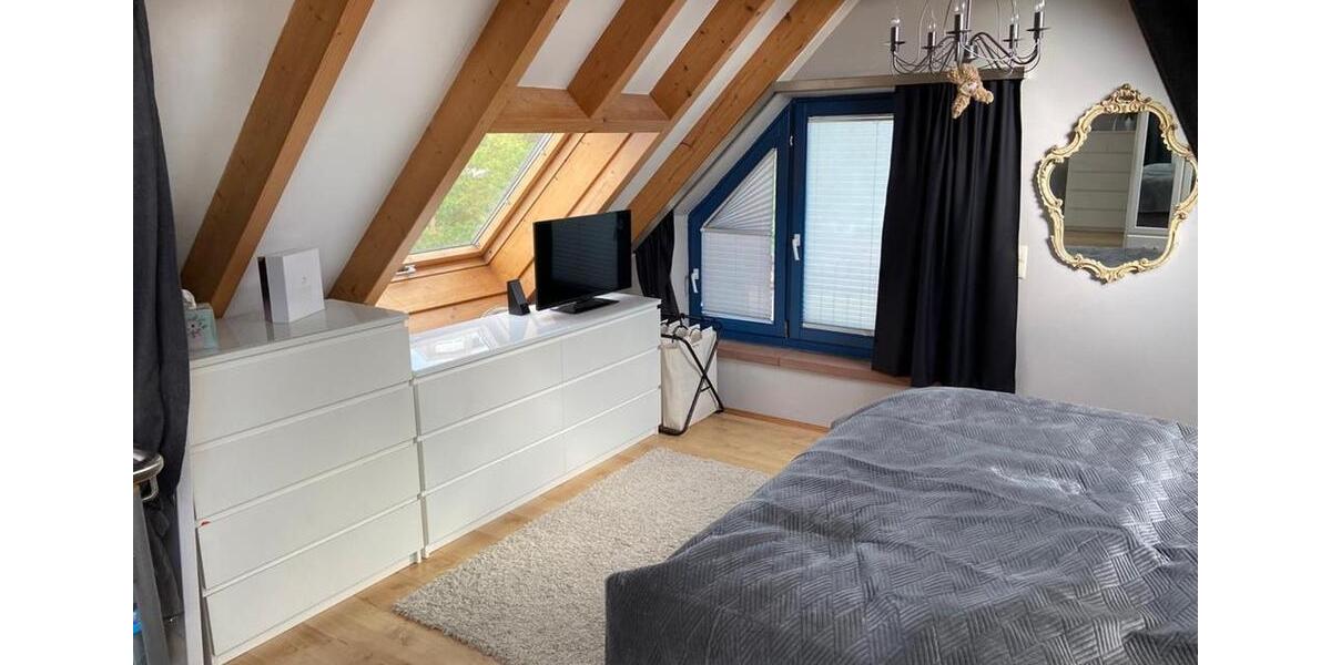 71m² hochwertige vollmöblierte Maisonette-Wohnung mit Einbauküche, Balkon, Kamin und Galerie 2 zimmer