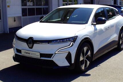 Renault Megane E-TECH 14.724 km 25.750 € Eberbach 69412