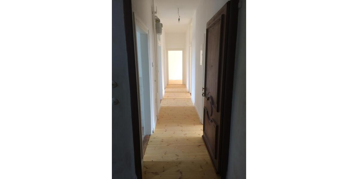 Etagenwohnung Edingen-Neckarhausen Neu-Edingen - 4 Zimmer, 110 m&sup2;, 1.400&euro; | Angebot:26373750