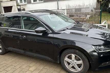 Skoda Superb 154.000 km 15.500 &euro; oberhausen 68794