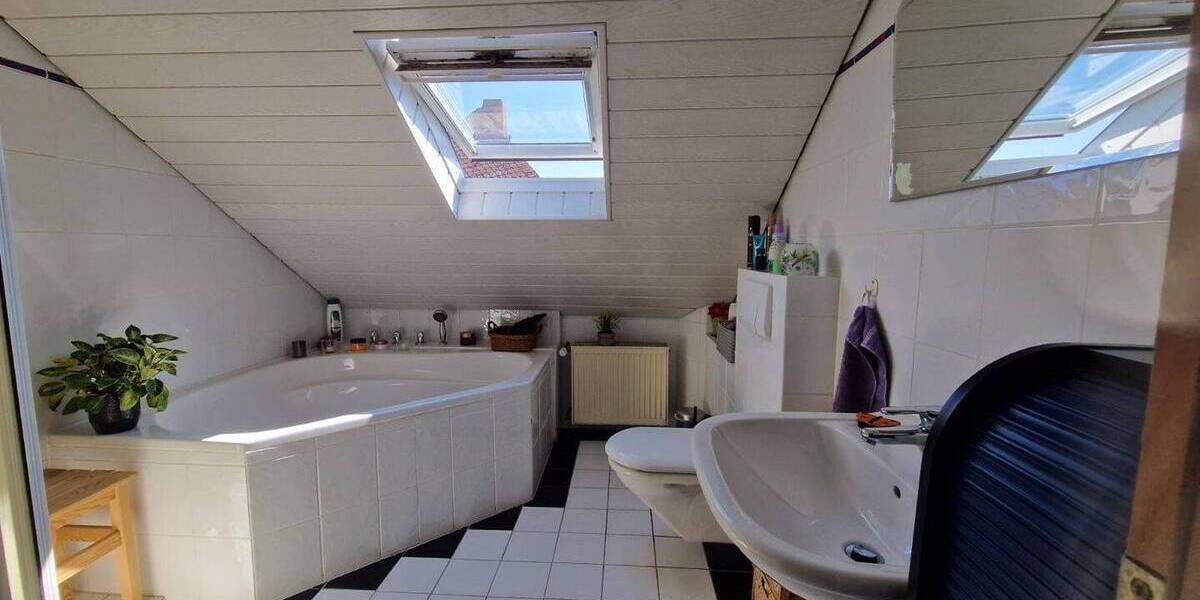 Einfamilienhaus Oberzent Beerfelden - 7 Zimmer, 170 m&sup2;, 295.000&euro; | Angebot:23937709