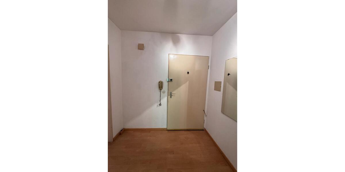 Erdgeschoßwohnung Mannheim Käfertal - 5 Zimmer, 120 m&sup2;, 1.200&euro; | Angebot:26345319