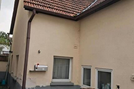 Haus Weinheim - 2 Zimmer, 70 m&sup2;, 200.000&euro; | Angebot:25875704