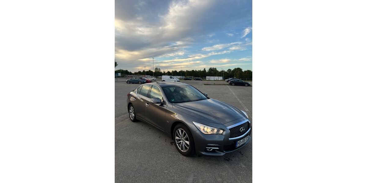 INFINITI Q50 126.000 km 12.999 &euro; Wiesloch 69168