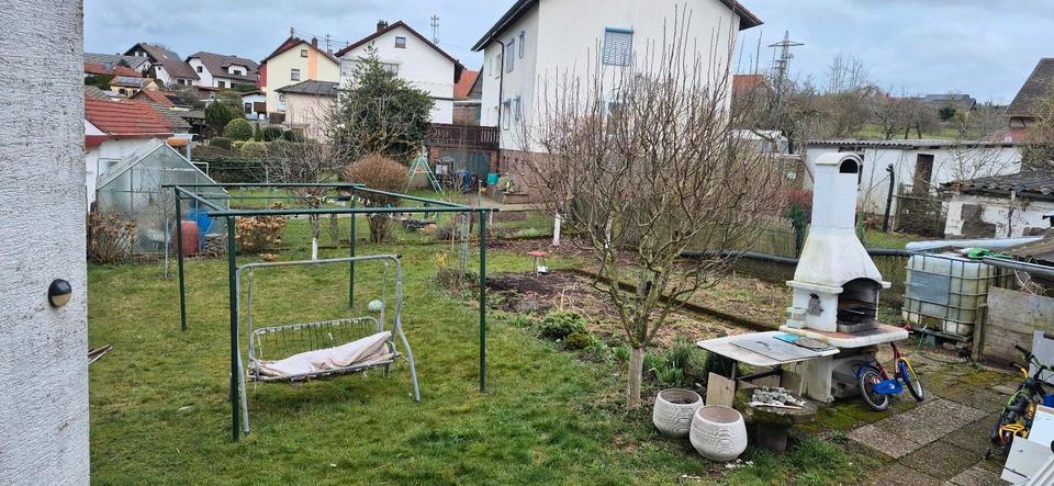 Einfamilienhaus Waldbrunn - 6 Zimmer, 100 m&sup2;, 1.000&euro; | Angebot:26241971