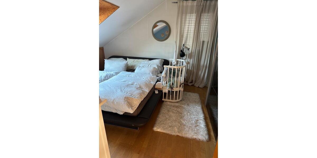 Dachgeschoßwohnung Ludwigshafen am Rhein Rheingönheim - 2 Zimmer, 80 m&sup2;, 895&euro; | Angebot:25516749