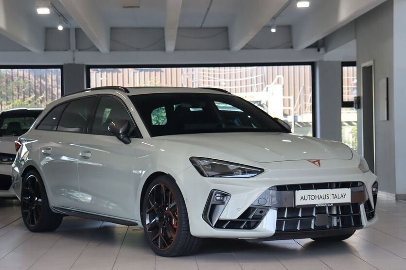 Cupra Leon 13.400 km 43.680 € Ludwigshafen am Rhein 67059