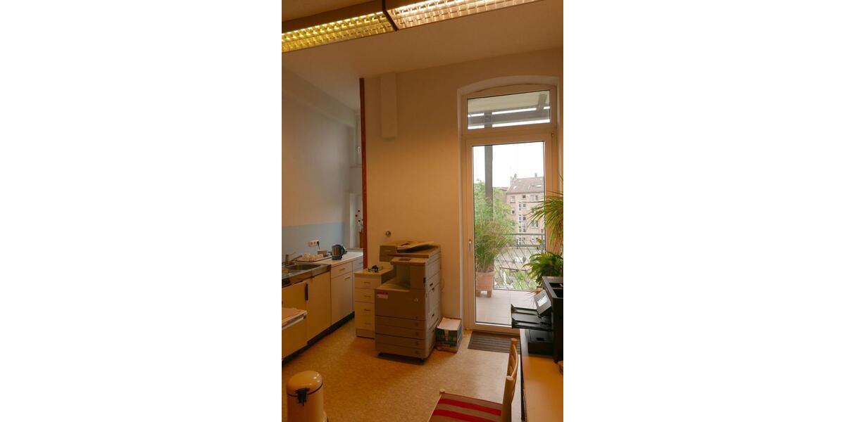 Etagenwohnung Ludwigshafen am Rhein Ludwigshafen-Hemshof - 4 Zimmer, 119 m&sup2;, 285.000&euro; | Angebot:22283288