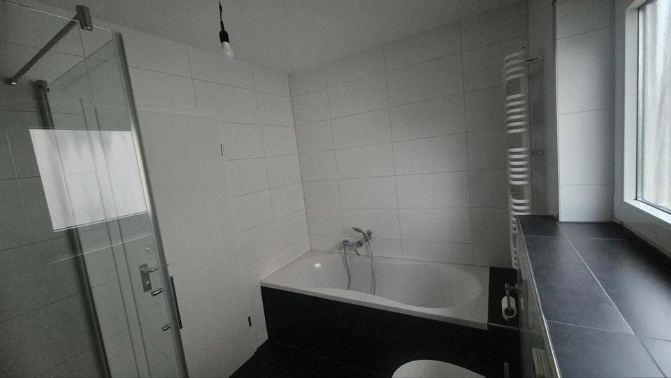 Etagenwohnung Bad Schönborn - 3 Zimmer, 92 m&sup2;, 1.200&euro; | Angebot:25311194