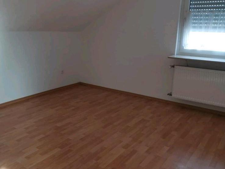 Einfamilienhaus Nußloch - 7 Zimmer, 215 m&sup2;, 955.000&euro; | Angebot:25594883