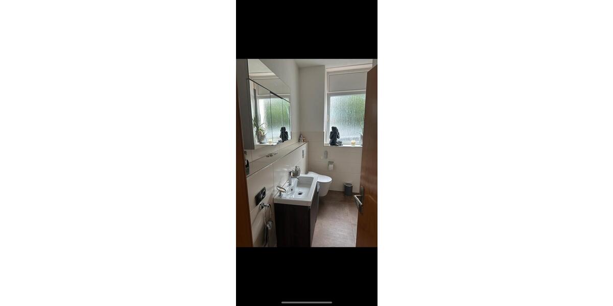 Sanierte 4 Zimmer Wohnung 115qm 4 zimmer