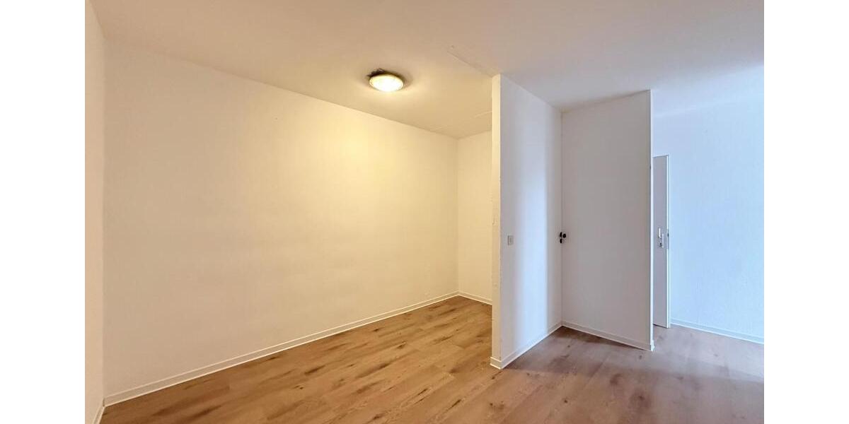Etagenwohnung Ludwigshafen am Rhein Ludwigshafen-Oggersheim - 2 Zimmer, 45 m&sup2;, 875&euro; | Angebot:25308554