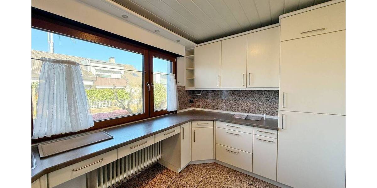 Einfamilienhaus Viernheim - 5 Zimmer, 198 m&sup2;, 1.950&euro; | Angebot:26361609