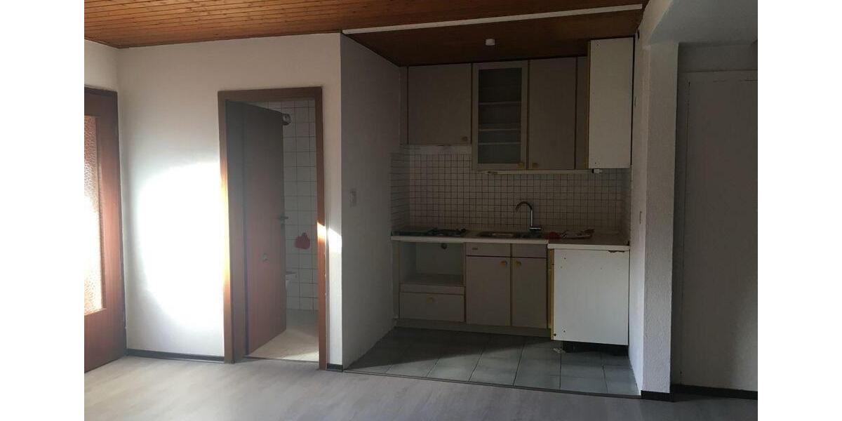 1.5 Zimmer Souterrain Wohnung zu vermieten 1.5 zimmer