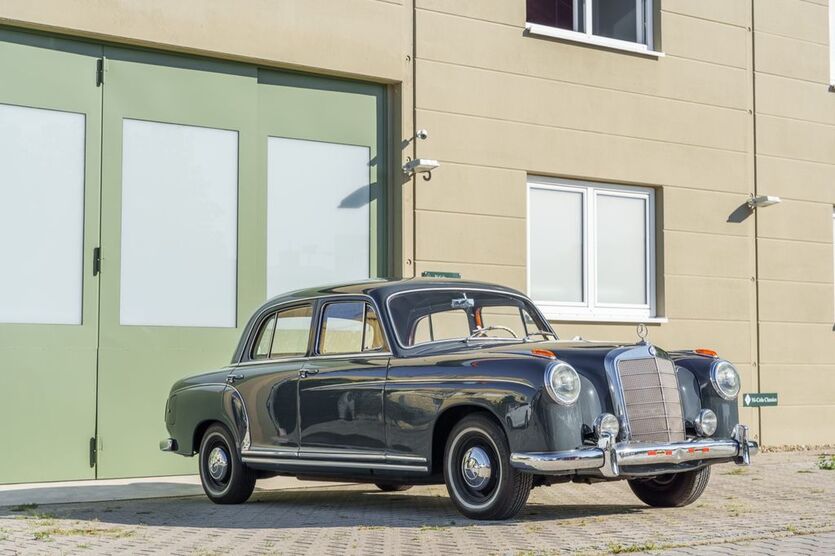 Mercedes-Benz 220 54.000 km 39.900 € Ladenburg 68526