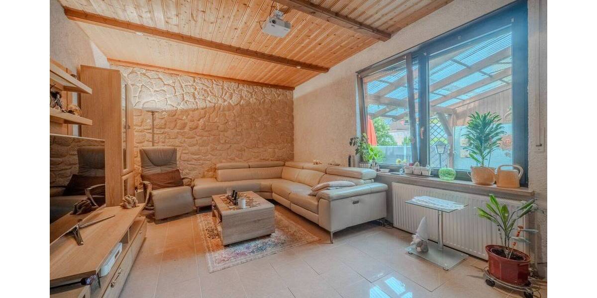 Mehrfamilienhaus, Wohnhaus Ludwigshafen am Rhein Oppau - 7 Zimmer, 227 m&sup2;, 485.000&euro; | Angebot:26616725