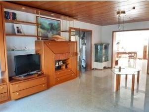 Etagenwohnung Östringen - 6 Zimmer, 300 m&sup2;, 1.800&euro; | Angebot:26403109