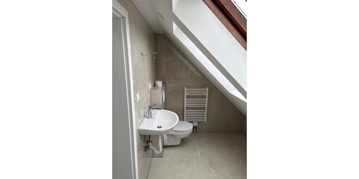 Dachgeschoßwohnung Lampertheim - 2 Zimmer, 31 m&sup2;, 550&euro; | Angebot:26311659